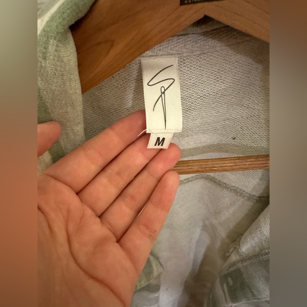 Sew in love medium camo jacket - Picture 3 of 3